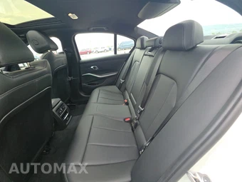 2026 BMW 3 Series Sedan 330i xDrive NA - miniatura 13