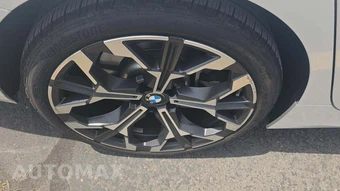 2026 BMW 3 Series Sedan 330i xDrive NA - miniatura 24