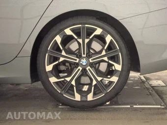 2026 BMW 3 Series Sedan 330i xDrive NA - miniatura 12