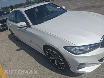 2026 BMW 3 Series Sedan 330i xDrive NA - miniatura 3
