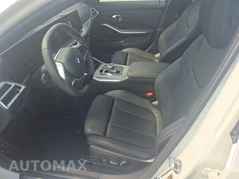 2026 BMW 3 Series Sedan 330i xDrive NA - miniatura 7
