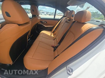 2026 BMW 3 Series Sedan 330i xDrive NA - miniatura 13