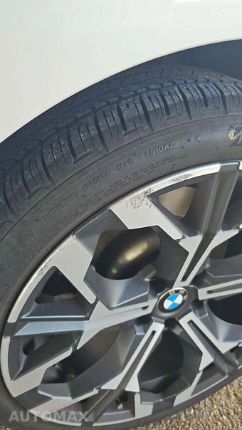 2026 BMW 3 Series Sedan 330i xDrive NA - miniatura 20