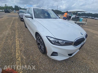2026 BMW 3 Series Sedan 330i xDrive NA - miniatura 3