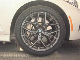 2026 BMW 3 Series Sedan 330i xDrive NA - miniatura 10