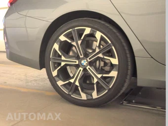 2026 BMW 3 Series Sedan 330i xDrive NA - miniatura 11