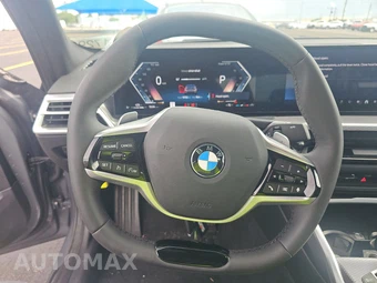 2026 BMW 3 Series Sedan 330i xDrive NA - miniatura 10