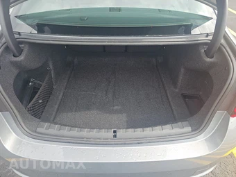 2026 BMW 3 Series Sedan 330i xDrive NA - miniatura 17