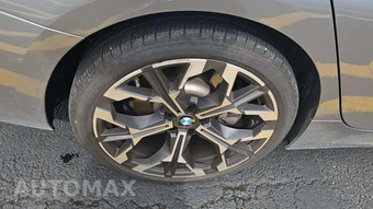 2026 BMW 3 Series Sedan 330i xDrive NA - miniatura 23