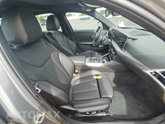 2026 BMW 3 Series Sedan 330i xDrive NA - miniatura 8