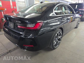 2026 BMW 3 Series Sedan 330i xDrive NA - miniatura 4