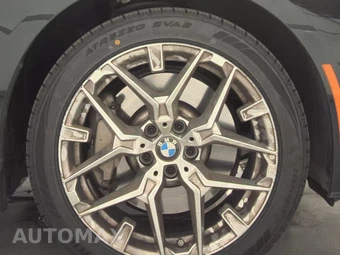 2026 BMW 3 Series Sedan 330i xDrive NA - miniatura 10