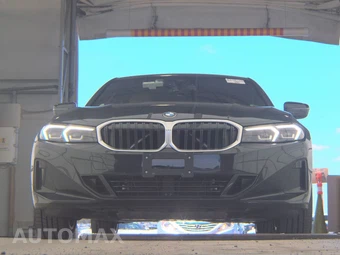 2026 BMW 3 Series Sedan 330i xDrive NA - miniatura 3