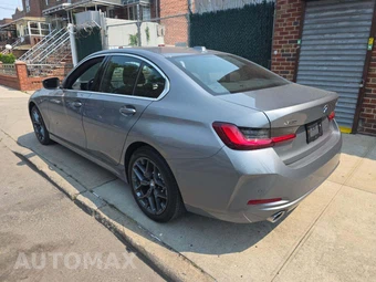2026 BMW 3 Series Sedan 330i xDrive NA - miniatura 2