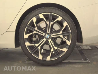 2026 BMW 3 Series Sedan 330i xDrive NA - miniatura 12