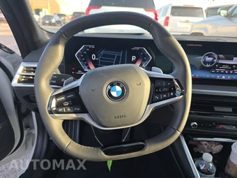 2026 BMW 3 Series Sedan 330i xDrive NA - miniatura 16