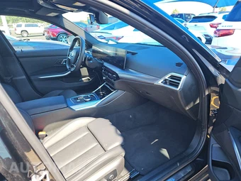 2026 BMW 3 Series Sedan 330i xDrive NA - miniatura 8