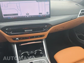 2026 BMW 3 Series Sedan 330i xDrive NA - miniatura 17