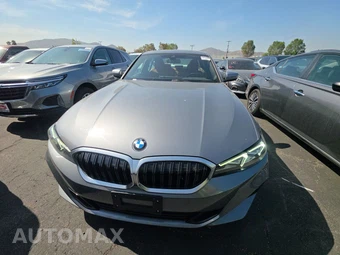 2026 BMW 3 Series Sedan 330i xDrive NA - miniatura 2