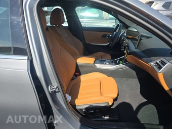 2026 BMW 3 Series Sedan 330i xDrive NA - miniatura 8