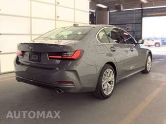 2026 BMW 3 Series Sedan 330i xDrive NA - miniatura 4