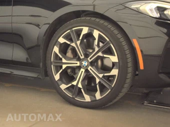 2026 BMW 3 Series Sedan 330i xDrive NA - miniatura 10