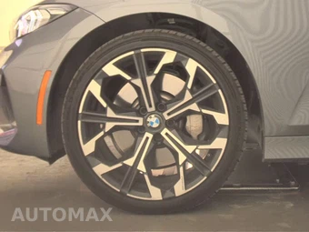 2026 BMW 3 Series Sedan 330i xDrive NA - miniatura 9