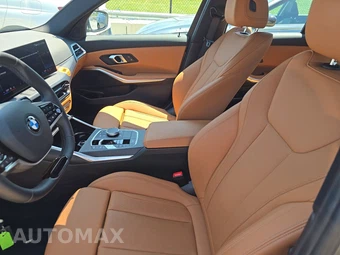 2026 BMW 3 Series Sedan 330i xDrive NA - miniatura 13