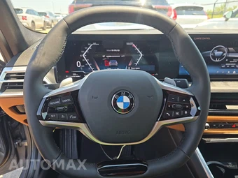 2026 BMW 3 Series Sedan 330i xDrive NA - miniatura 16