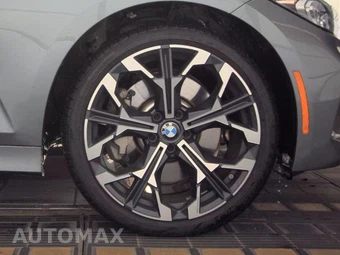 2026 BMW 3 Series Sedan 330i xDrive NA - miniatura 10