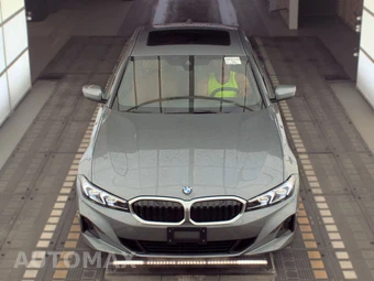 2026 BMW 3 Series Sedan 330i xDrive NA - miniatura 2