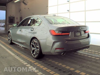 2026 BMW 3 Series Sedan 330i xDrive NA - miniatura 8