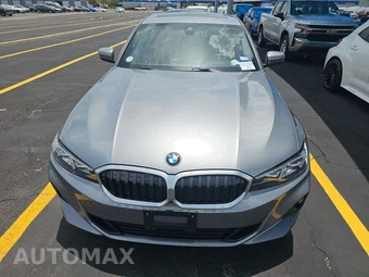 2026 BMW 3 Series Sedan 330i xDrive NA - miniatura 2