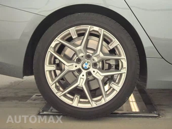 2026 BMW 3 Series Sedan 330i xDrive NA - miniatura 11