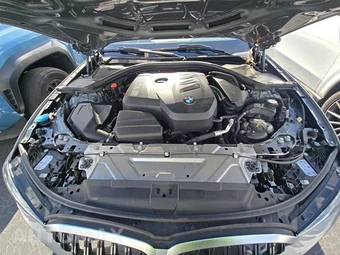 2026 BMW 3 Series Sedan 330i xDrive NA - miniatura 22