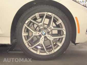 2026 BMW 3 Series Sedan 330i xDrive NA - miniatura 10