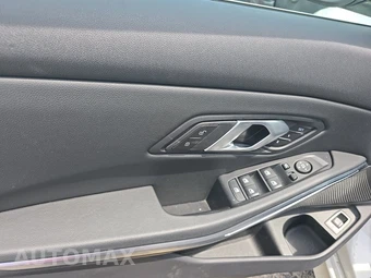 2026 BMW 3 Series Sedan 330i xDrive NA - miniatura 15