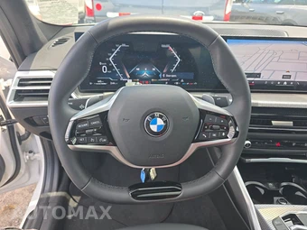 2026 BMW 3 Series Sedan 330i xDrive NA - miniatura 16
