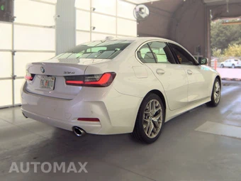 2026 BMW 3 Series Sedan 330i xDrive NA - miniatura 5