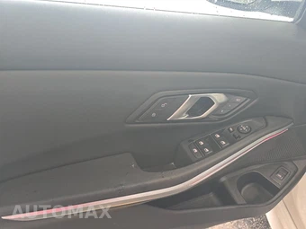 2026 BMW 3 Series Sedan 330i xDrive NA - miniatura 15
