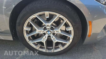 2026 BMW 3 Series Sedan 330i xDrive NA - miniatura 25