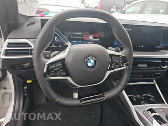 2026 BMW 3 Series Sedan 330i xDrive NA - miniatura 16