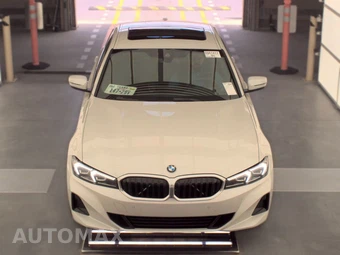 2026 BMW 3 Series Sedan 330i xDrive NA - miniatura 2