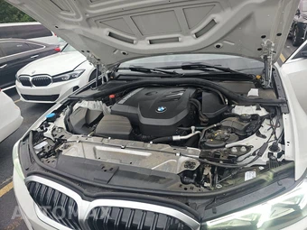 2026 BMW 3 Series Sedan 330i xDrive NA - miniatura 23