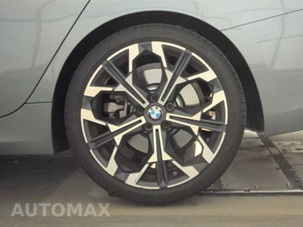 2026 BMW 3 Series Sedan 330i xDrive NA - miniatura 12