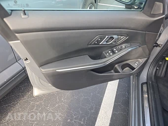 2026 BMW 3 Series Sedan 330i xDrive NA - miniatura 15