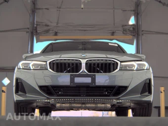 2026 BMW 3 Series Sedan 330i xDrive NA - miniatura 3