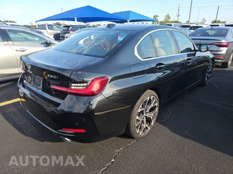 2026 BMW 3 Series Sedan 330i xDrive NA - miniatura 4