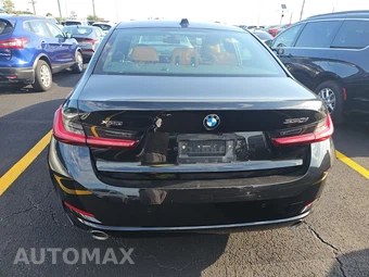 2026 BMW 3 Series Sedan 330i xDrive NA - miniatura 5