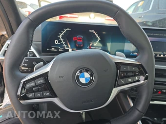 2026 BMW 3 Series Sedan 330i xDrive NA - miniatura 16